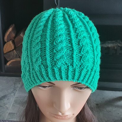 Sally - 8ply cable beanie