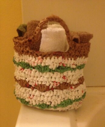 Plarn Shower and Bath Caddy