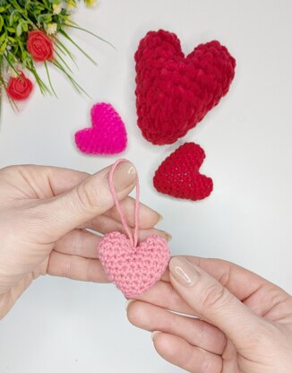 Mini heart crochet pattern, easy crochet Valentine's Day gift