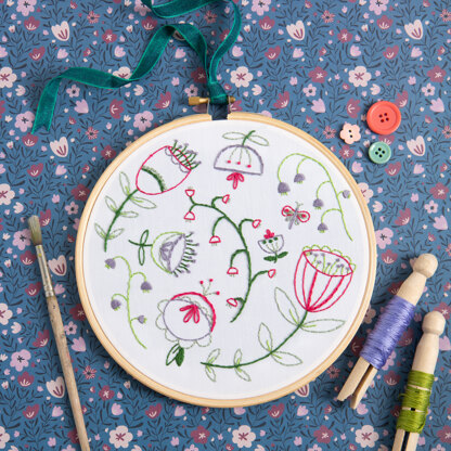 Hawthorn Handmade Folk Blossom Contemporary Embroidery Kit - 16cm