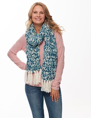 Fringe-y Finger Crochet Scarf in Bernat Soft Boucle