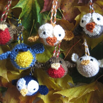 Seasonal Birdie Baubles