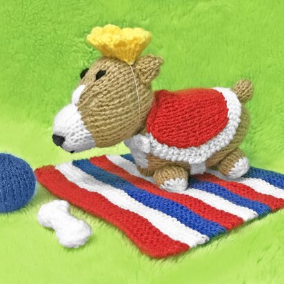Winnie the Royal Queen's Corgi toy set - knitting pattern