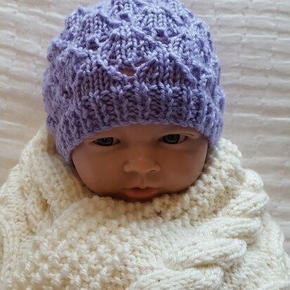 Carly - prem baby lace hat