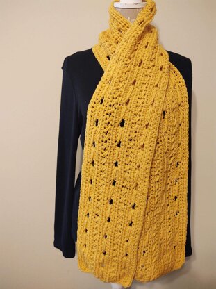 Textured twist scarf