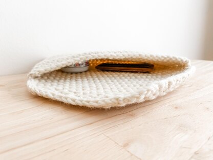 Ruth Clutch Crochet Pattern