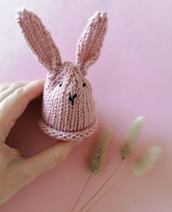 Easter bunny egg cosy