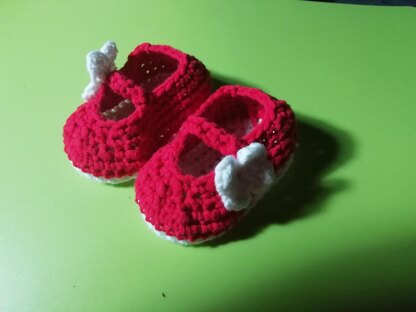 Tiny flower baby shoes-Petites ballerines à fleur