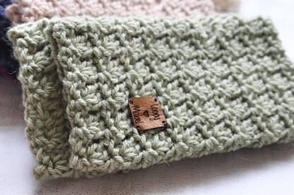 Primrose Wristwarmer
