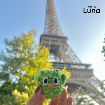 Duolingo Owl Crochet Pattern | Keychain Amigurumi Inspired by Duo