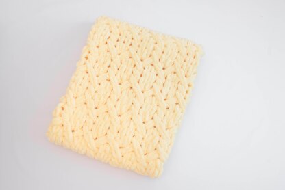 Intertwined Honeycomb Blanket Pattern