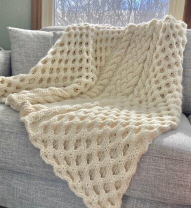 Winter Bees Knit Cable Blanket