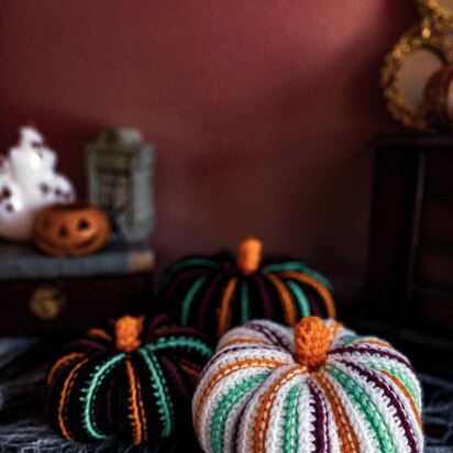 Spooky Halloween Crochet Pumpkins