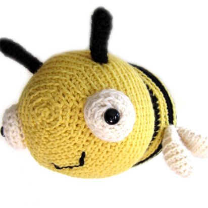 Amigurumi Jonathan the Bumble Bee