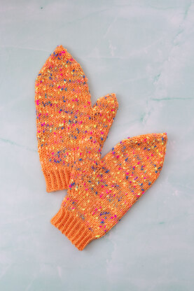 Sprinkle Mittens in Universal Yarn Uptown Bamboo DK & Bella Pom Pom - 2700 - Downloadable PDF