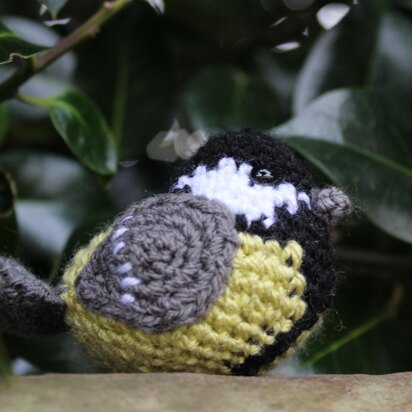 Coal Tit Amigurumi Pattern