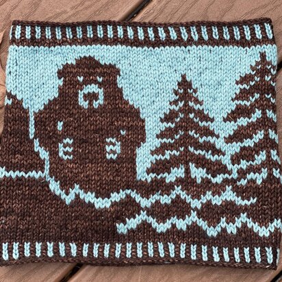 Bear in the Woods Cowl