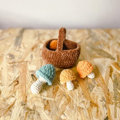 3 sizes of mushrooms crochet pattern, basket of mushrooms PDF