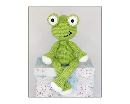 Amigurumi crochet Frog