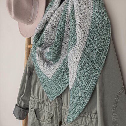 Diamond Bobble Shawl