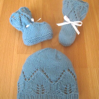 Little Princess Hat & Booties Set