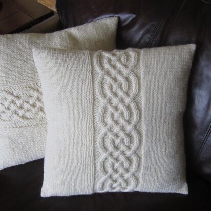 Celtic Knot Pillow cover
