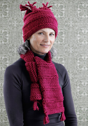 Berry Ridge Hat And Scarf in Lion Brand Wool-Ease Thick & Quick - L0068