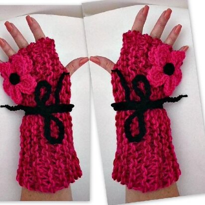 936 - Fuschia Texting Gloves