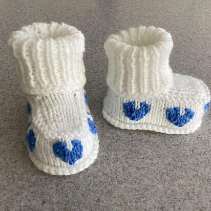 Baby Heart Rib Booties