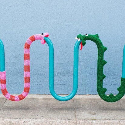 Knit Snake Yarnbomb