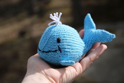 Knit a whale