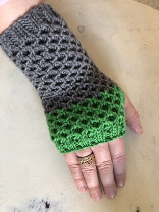 Beautiful millamia armwarmers!! #MySpringWIP