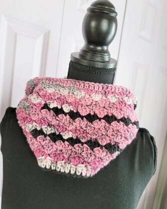 Pretty Petals Hooded Cowl