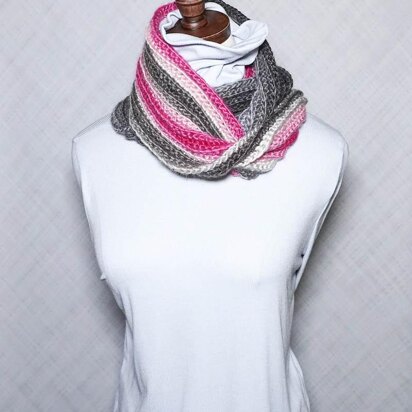 Color Burst Cowl