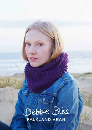 "Halle Cowl" - Cowl Knitting Pattern in Debbie Bliss Falkland Aran - DBS030