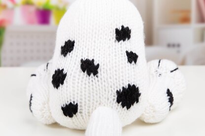 Dalmatian - Toy Dog Knitting Pattern in Deramores Studio DK Acrylic 