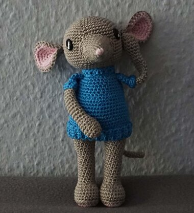 Crochet Pattern for the Mouse Mauzi!