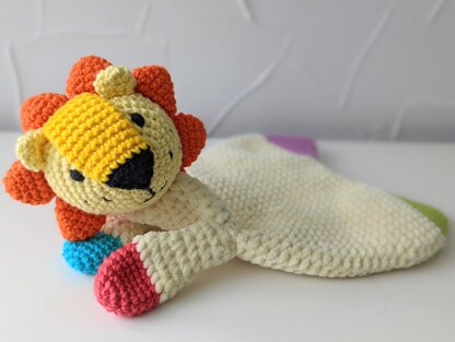 Cuddly Lion Comforter