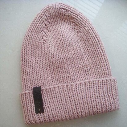 Queen Ribbed Knit Beanie
