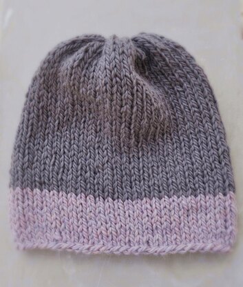 Easy Peasy Slouchy Hat Knitting pattern by Arty Lou | LoveCrafts