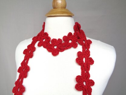 Crimson Daisy Scarf