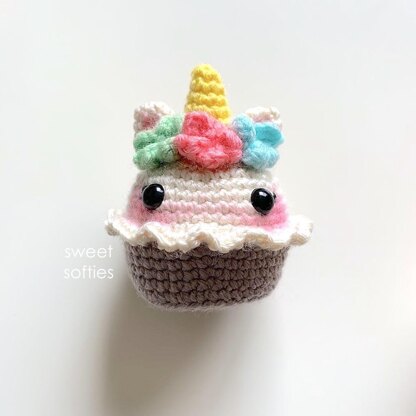 Unicorn Floral Cupcake