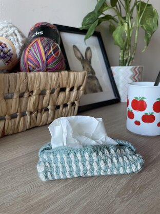 Pocket tissue holder crochet pattern