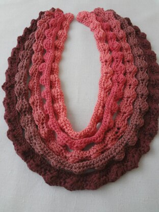 Bohemian Puff Stitch Necklace