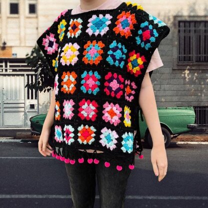 Pompom Crochet Poncho