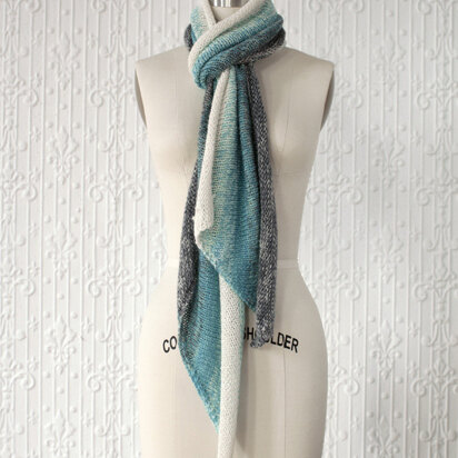 Gradiente Scarf in Manos del Uruguay Lace Semi-Solid - 2013K