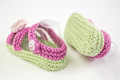 Girls Knit Summer Sandals With Primroses