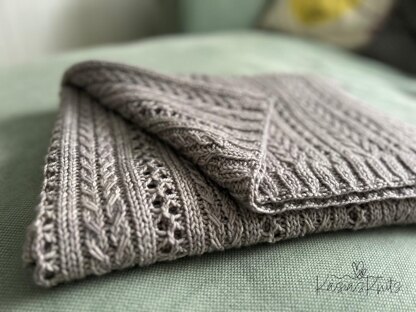 Tiny Tuck Baby Blanket