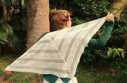 Gathering Driftwood Shawl