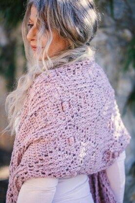 Diamond Ivy Hood Pocket Shawl